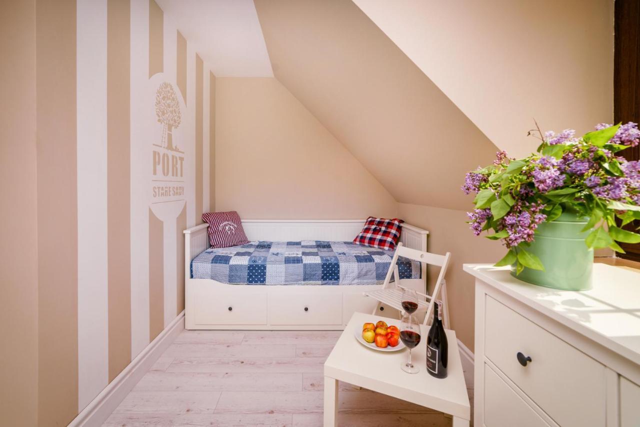 Stare Sady Chillout Rooms "Pod Jabloniami" Mikołajki 外观 照片