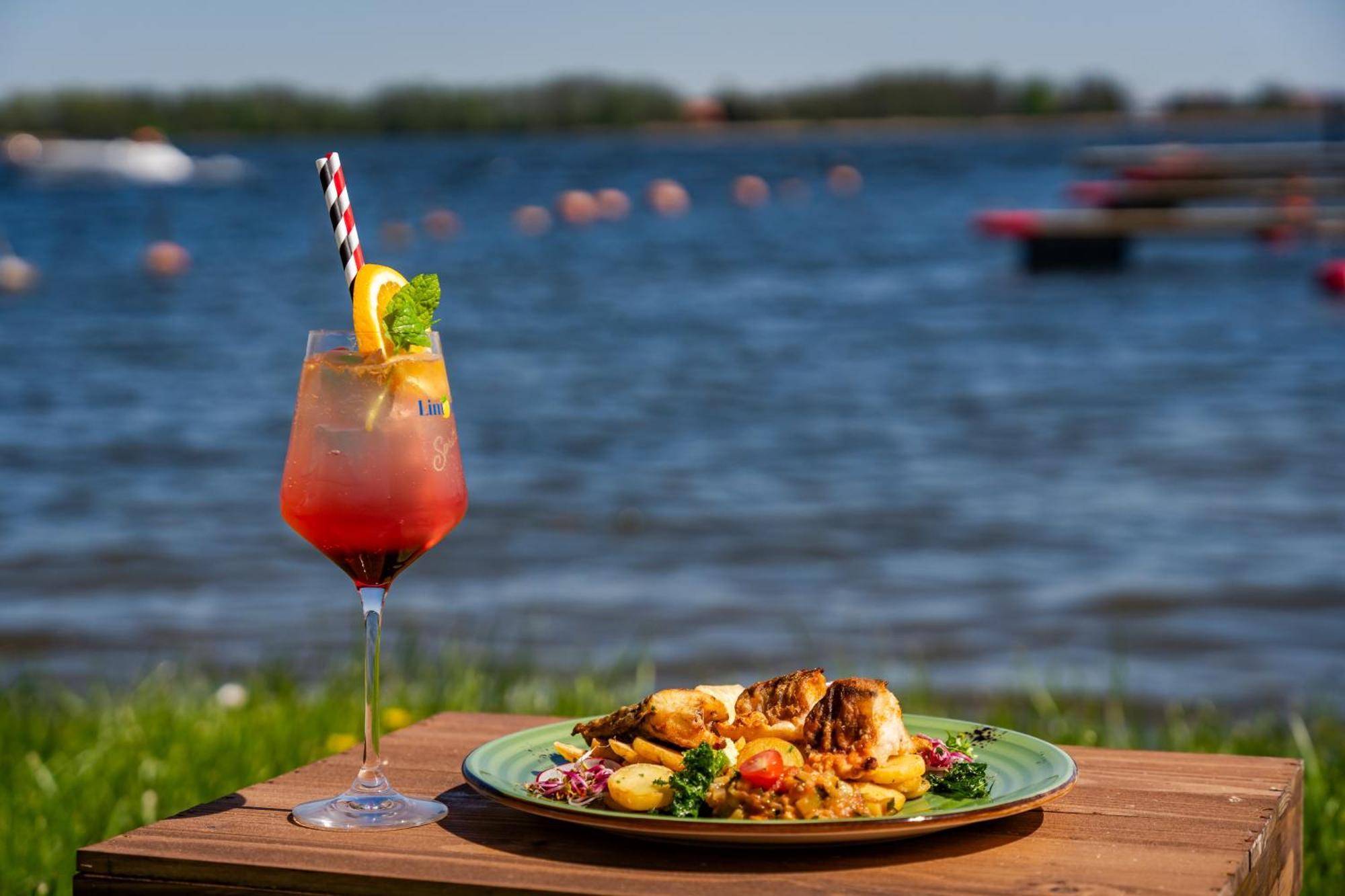 Stare Sady Chillout Rooms "Pod Jabloniami" Mikołajki 外观 照片