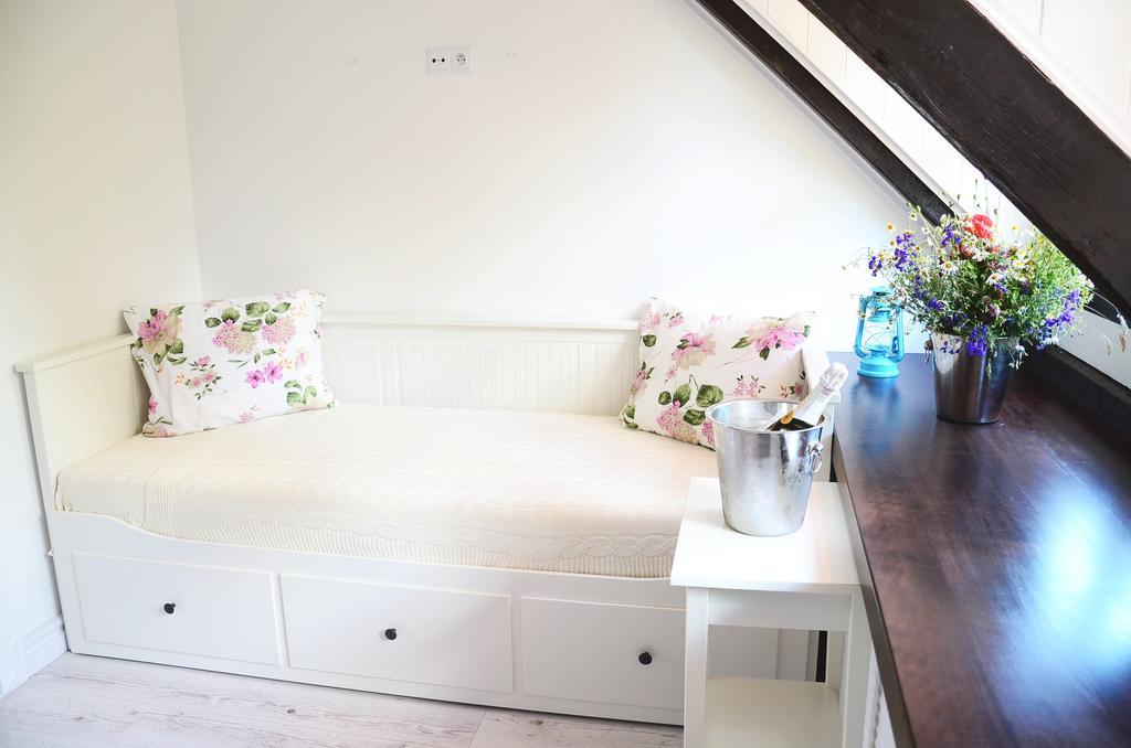 Stare Sady Chillout Rooms "Pod Jabloniami" Mikołajki 客房 照片